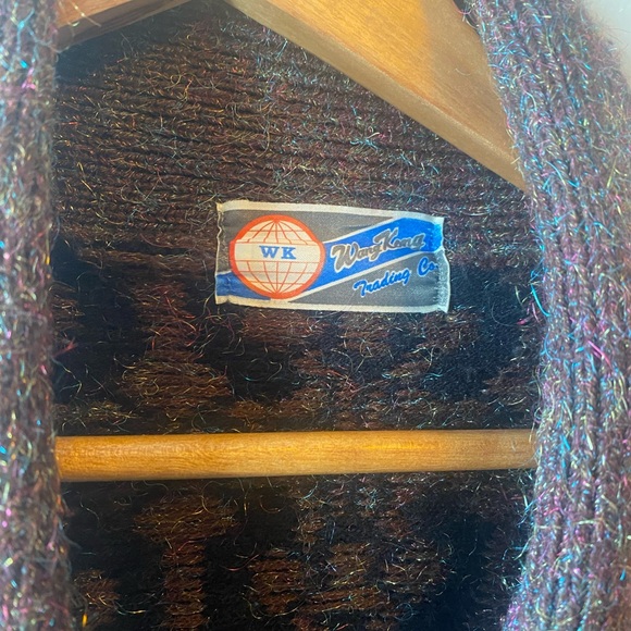 funky acrylic grandpa sweater - Picture 2 of 3